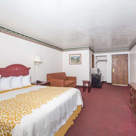 Days Inn By Wyndham Evanston Wy Екстер'єр фото