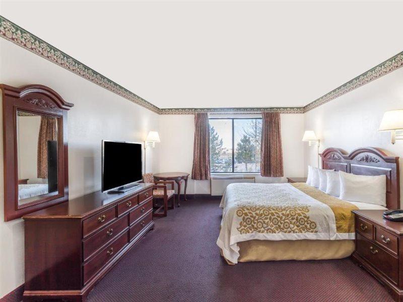 Days Inn By Wyndham Evanston Wy Екстер'єр фото