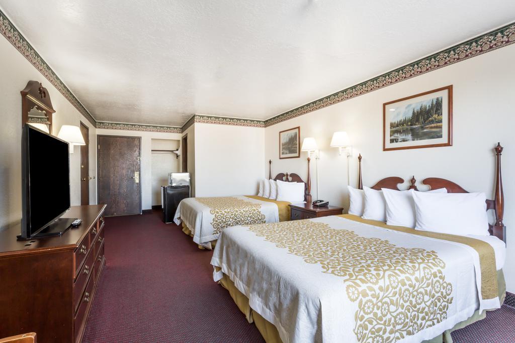 Days Inn By Wyndham Evanston Wy Екстер'єр фото